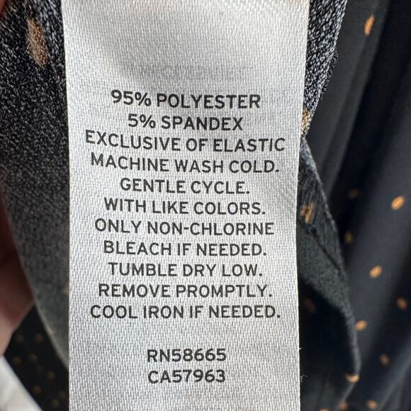 Nordstrom's Rack Women’s 4X Black Polka Dot Blouse Ruched Stretch Scoop Neck - Picture 6 of 6